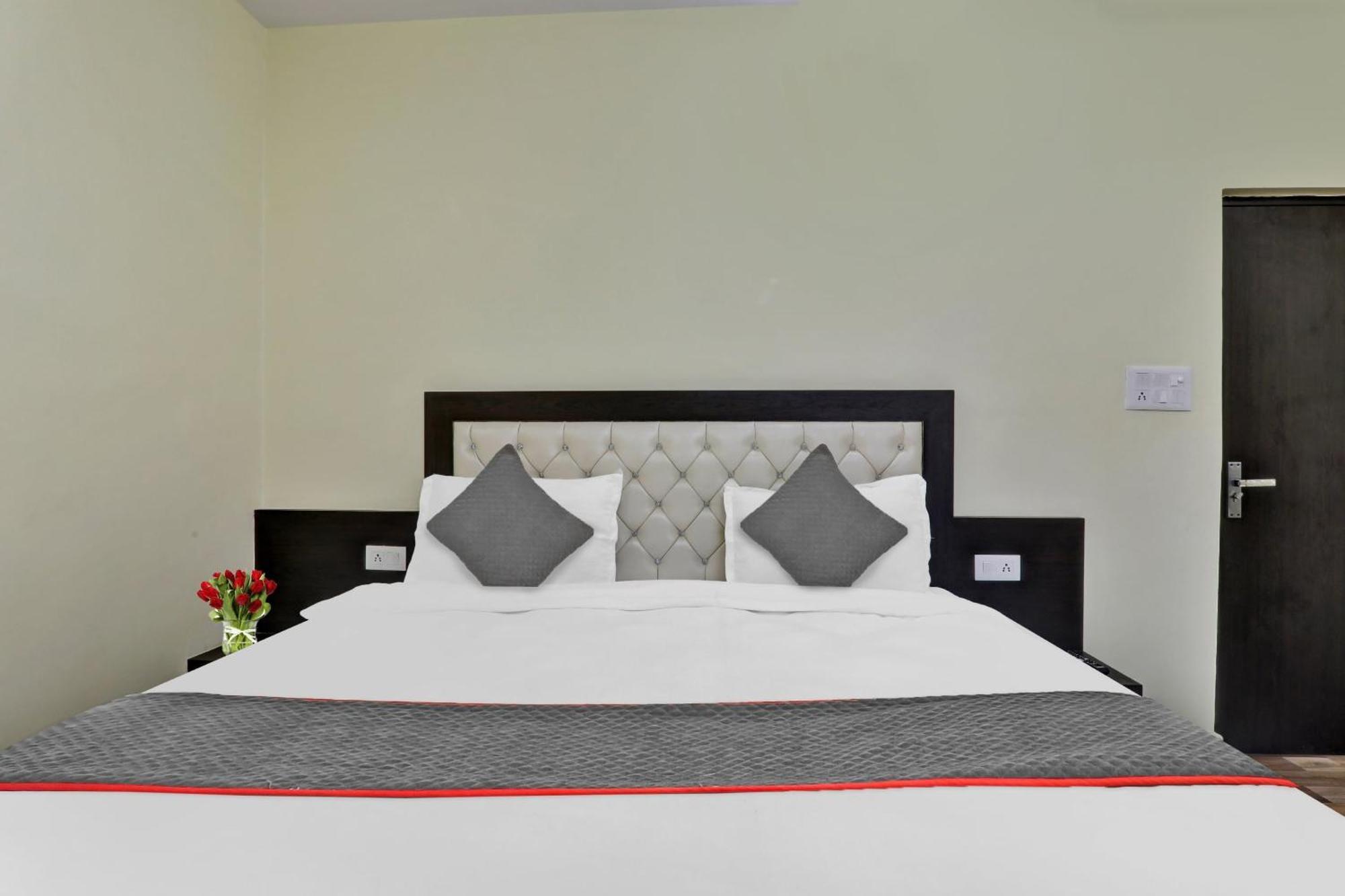 Collection O Starfield Lucknow Exterior foto